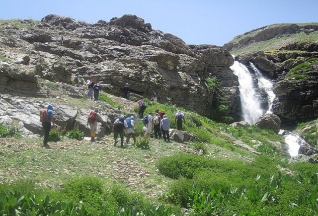 بهشتی در چند قدمی تهران