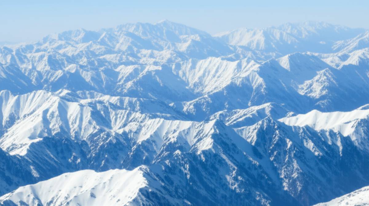 کشمیر: نگین برفی هیمالیا با مناظر رویایی کوهستانی