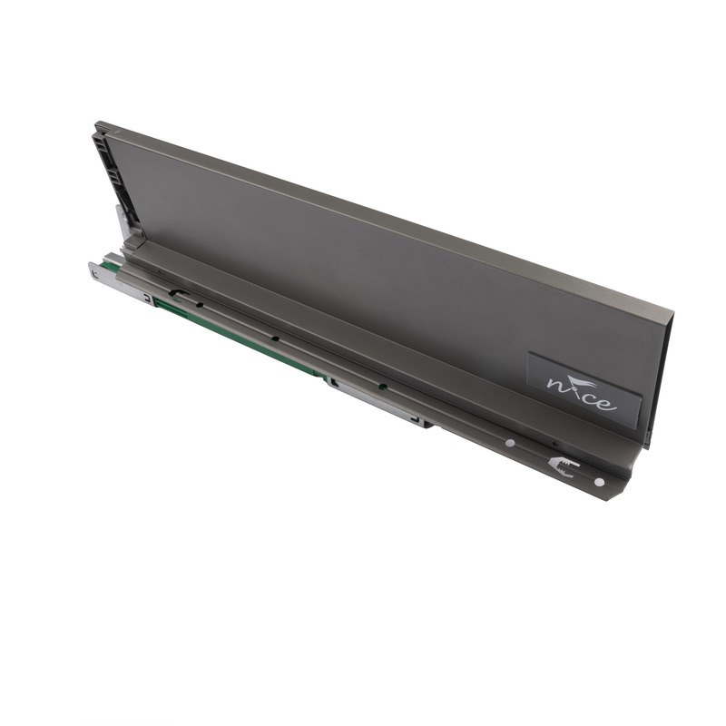 ریل کشو کمدی