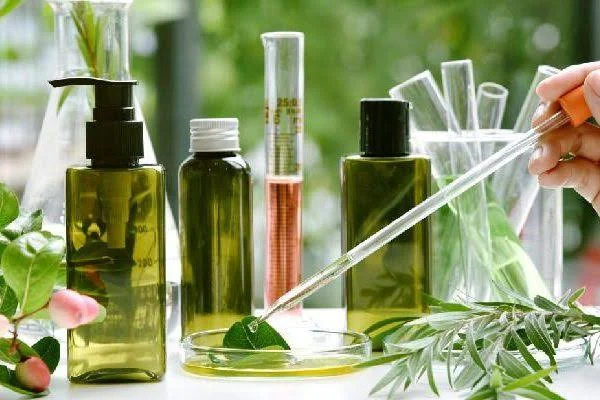 انواع اسانس های گیاهی